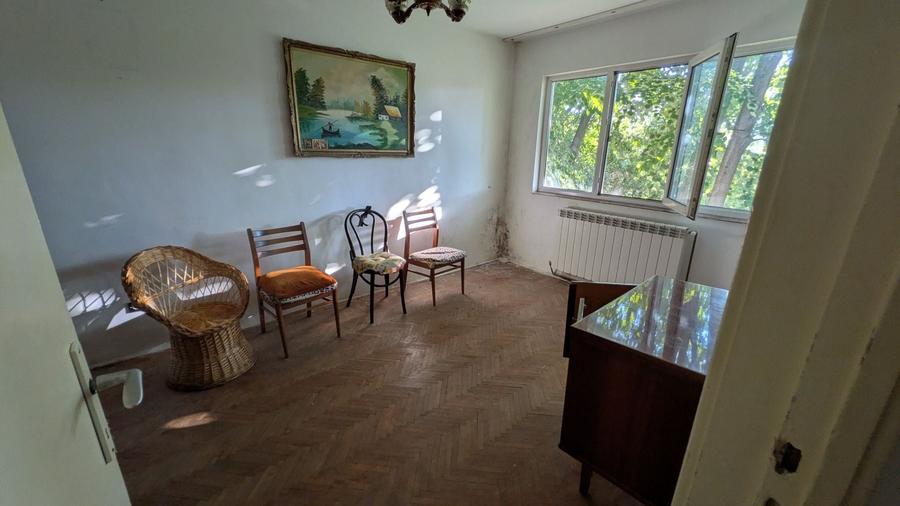Apartament cu 2 camere semidecomandat în Cornișa