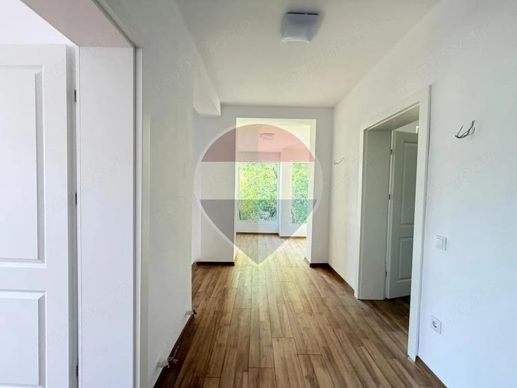 Casă cu 4 camere cu Teren 500 Mp în Vitrometan