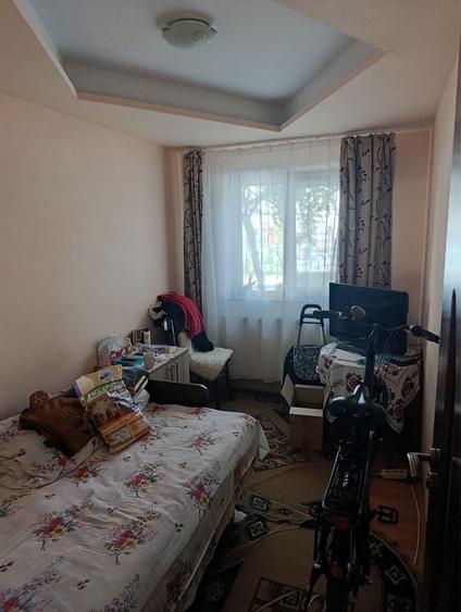 Apartament cu 3 camere în IAR