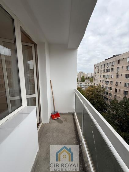 Apartament cu 2 camere decomandat în Drumul Taberei