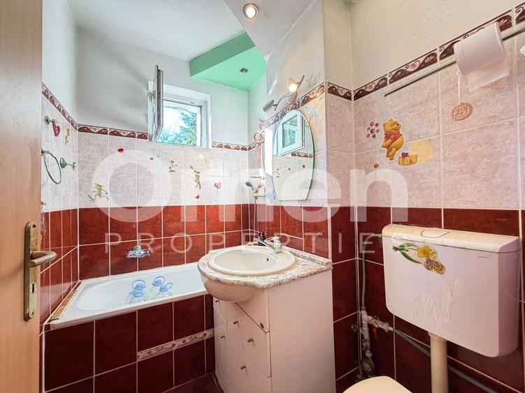 Apartament cu 3 camere decomandat, mobilat în Săsar