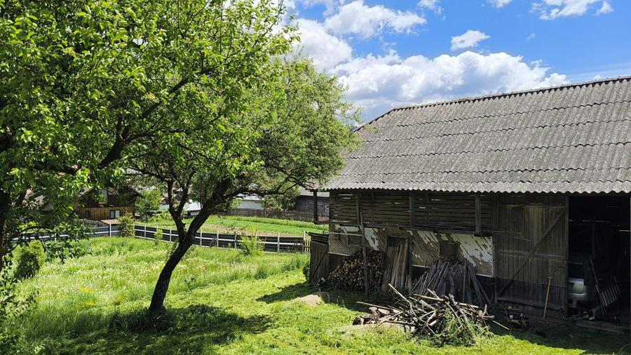 Casă cu 4 camere în Bolovăniș