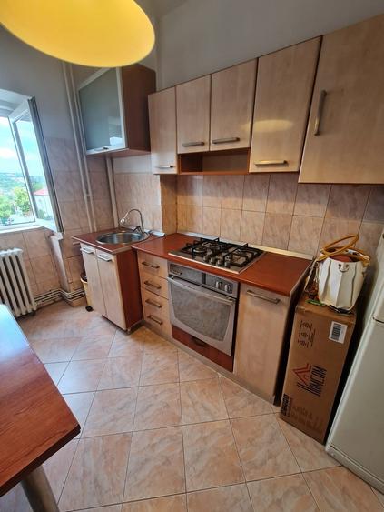 Apartament cu 3 camere decomandat în Independenței