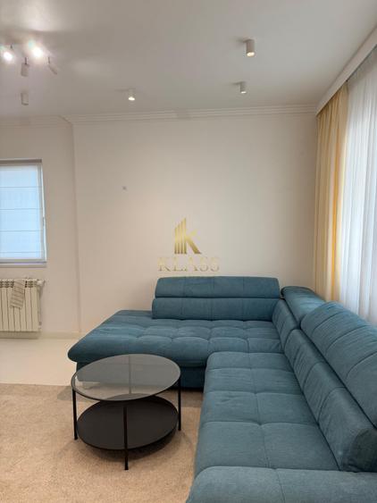 Apartament cu 2 camere semidecomandat, mobilat în Regie