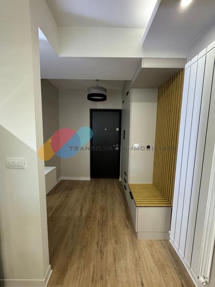 Apartament cu 2 camere semidecomandat, mobilat în Dâmbul Rotund