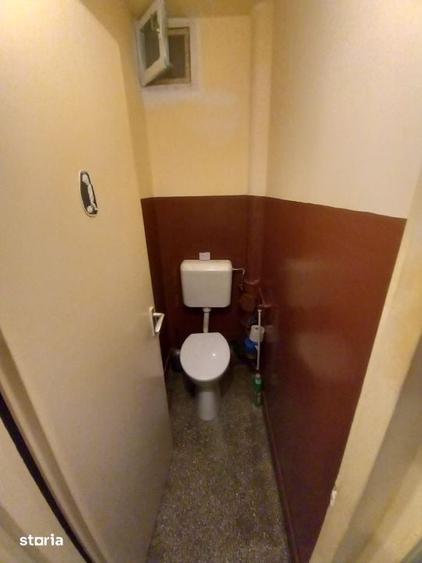 Apartament cu 3 camere decomandat în Săsar
