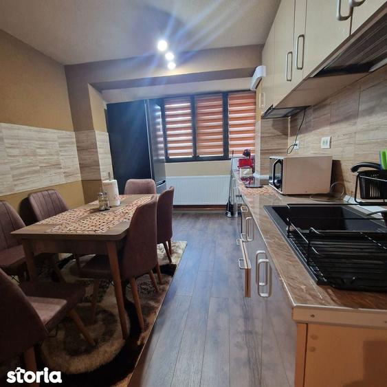 Apartament cu 4 camere în Central