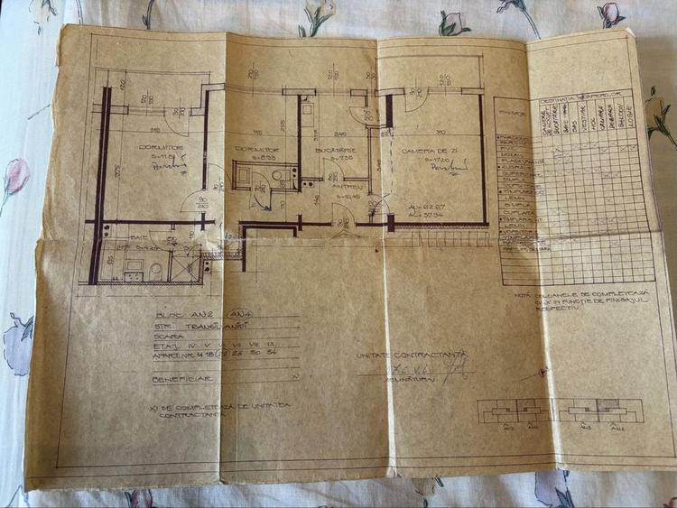 Apartament cu 3 camere decomandat în Rogerius