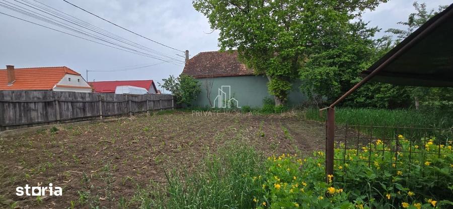 Casă cu 5 camere cu Teren 805 Mp în Vânători