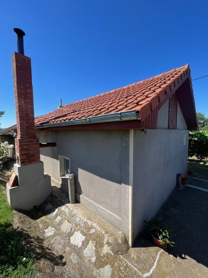 Casă individuală cu 4 camere cu Teren 2900 Mp în Iulia