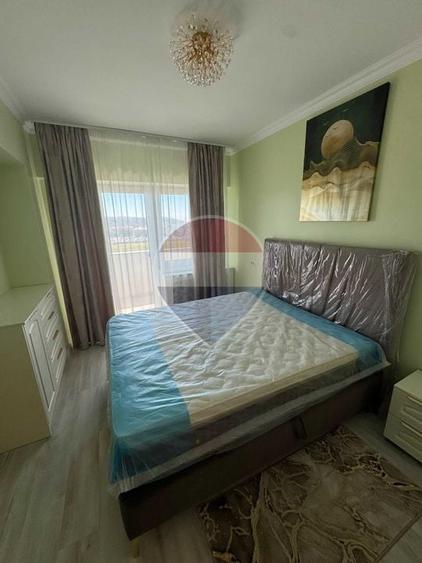 Apartament cu 2 camere decomandat, mobilat în Nicolina