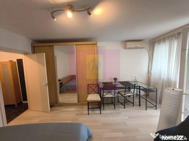 Garsoniera la Metrou Dristor | Bloc anvelopat | Mobilata - Bucuresti (Bucuresti-Ilfov) - 2