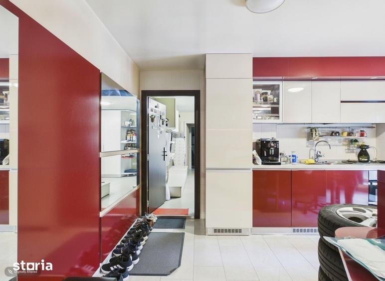 Apartament cu 3 camere în Complex Studențesc