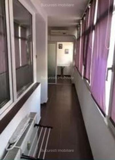 Apartament cu 2 camere semidecomandat în Iancului