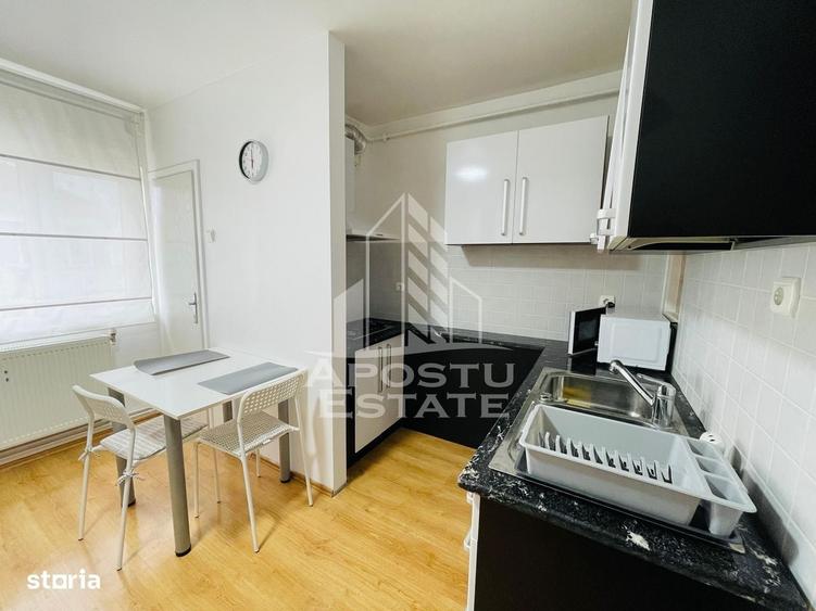Apartament cu 2 camere decomandat în Micălaca