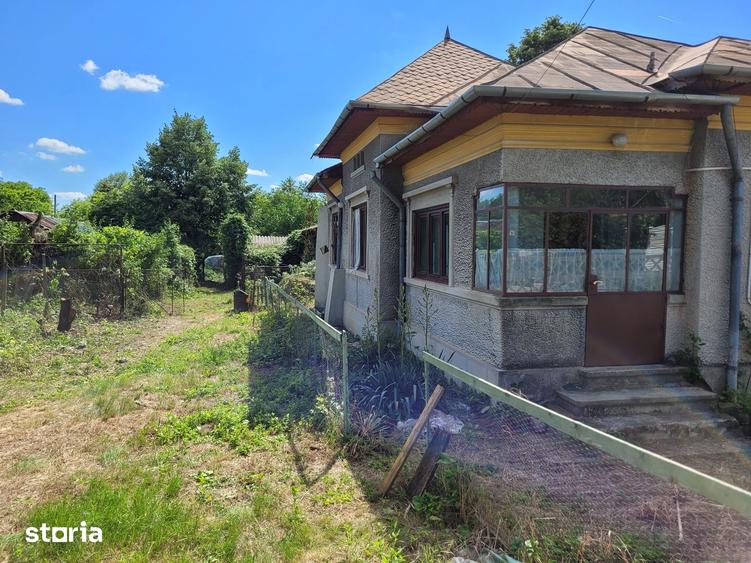 Casă cu 3 camere cu Teren 1450 Mp în Răzvad
