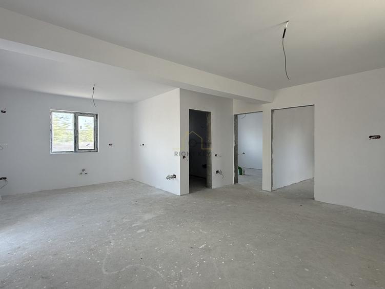Duplex cu 3 camere cu Teren 250 Mp în Clinceni