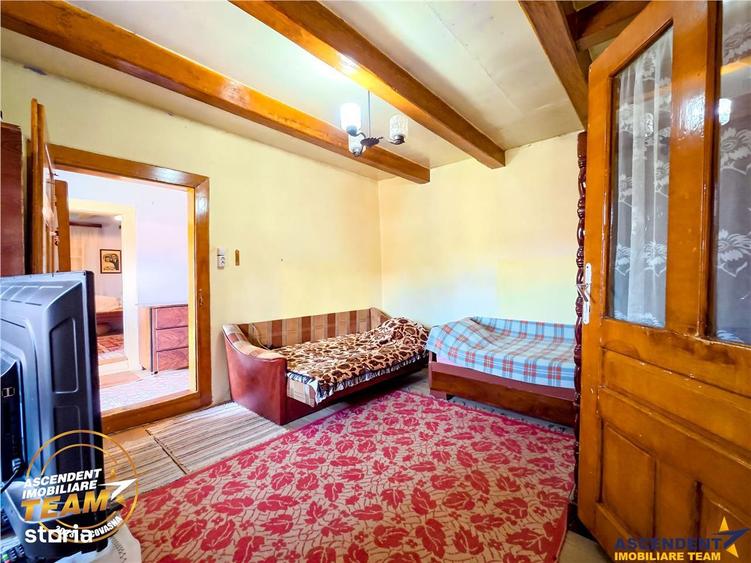 Casă cu 2 camere cu Teren 1732 Mp în Arcuș