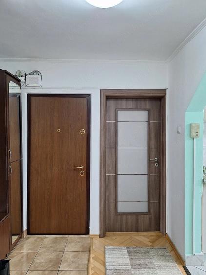 Apartament cu 2 camere decomandat în Decebal