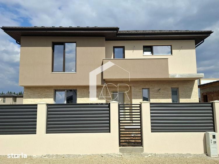 Casă cu 4 camere în Păulești