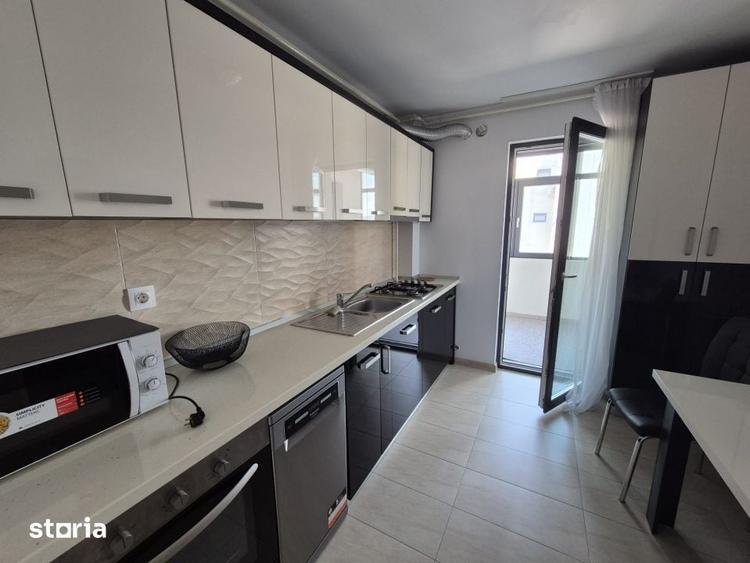Apartament cu 3 camere în Negru Vodă