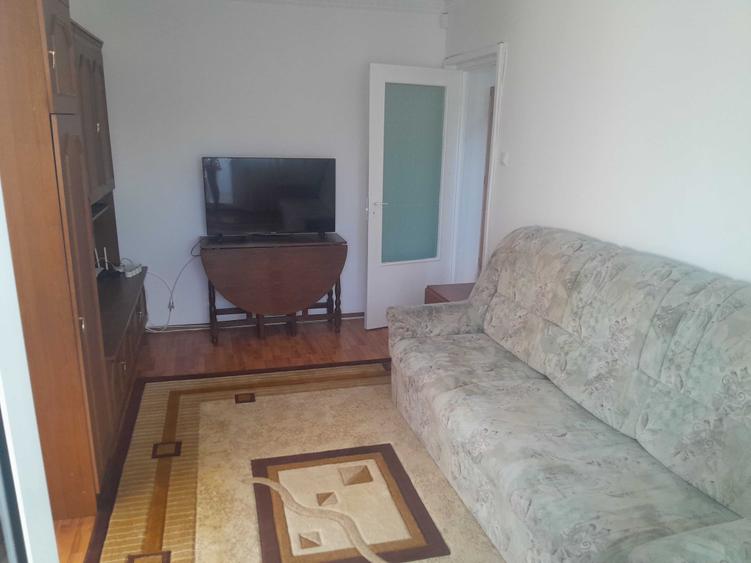 Apartament cu 2 camere decomandat în Dâmbu Pietros
