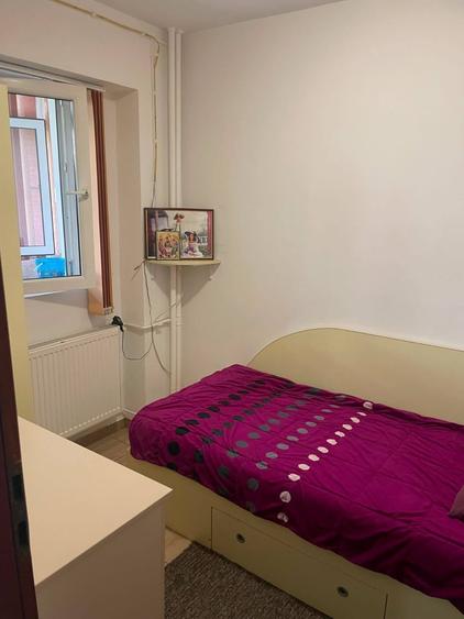 Apartament cu 2 camere decomandat, mobilat în P-ța Muncii
