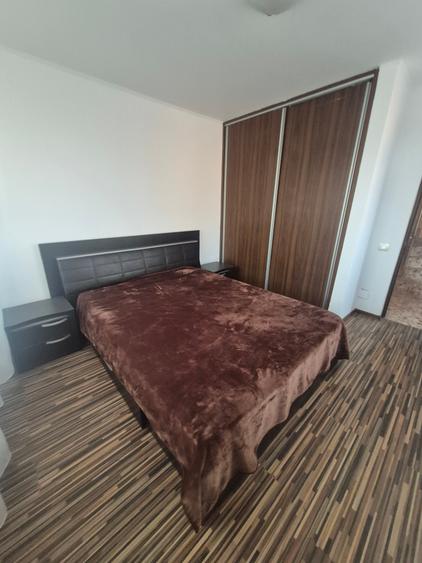 Duplex cu 8 camere cu Teren 1000 Mp în Năvodari