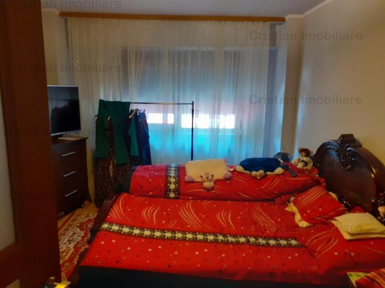 Apartament cu 3 camere decomandat, mobilat în Dorobanți