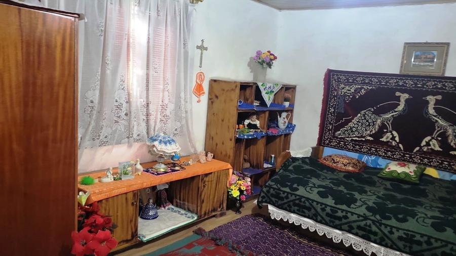 Casă individuală cu 3 camere cu Teren 1535 Mp în Zărnești