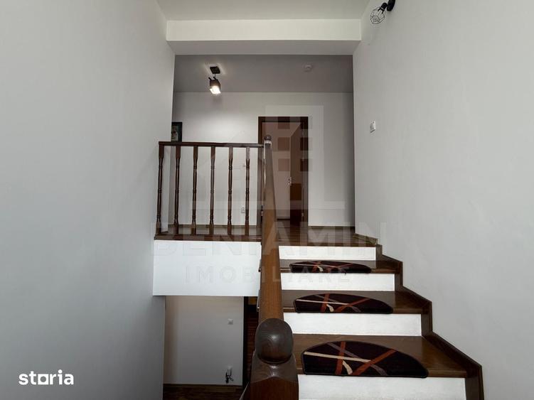 Casă cu 7 camere cu Teren 524 Mp în Bariera Vâlcii