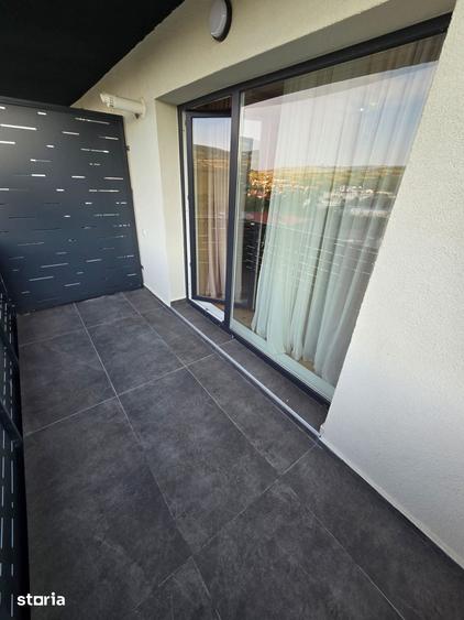 Prima inchiriere - Apartament 2 camere -Loc de parcare subteran inclus - 10
