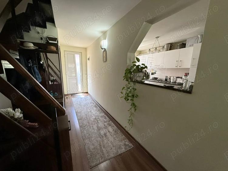 Casă cu 3 camere cu Teren 60 Mp în Florești