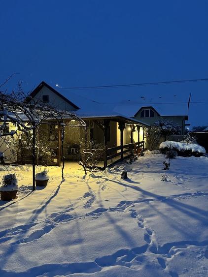 Casă în Sâmbăteni