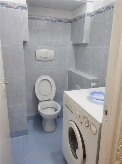 Apartament cu 3 camere decomandat, mobilat în Central