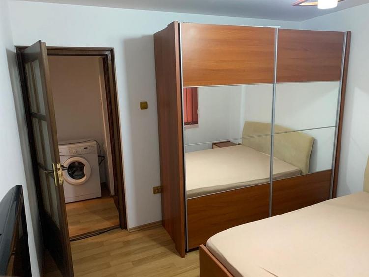 Apartament cu 2 camere decomandat în Fetești-Gară