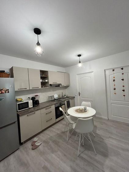 Apartament cu 2 camere decomandat în Apahida