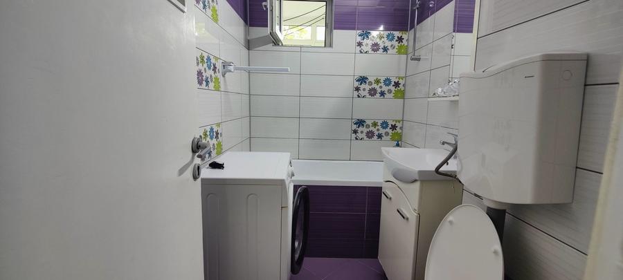 Apartament cu 2 camere decomandat în Drumul Taberei