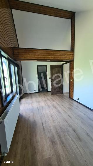 Casă cu 4 camere cu Teren 2435 Mp în Arefu