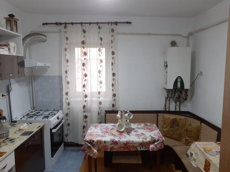 Apartament cu 2 camere semidecomandat în Exterior Vest
