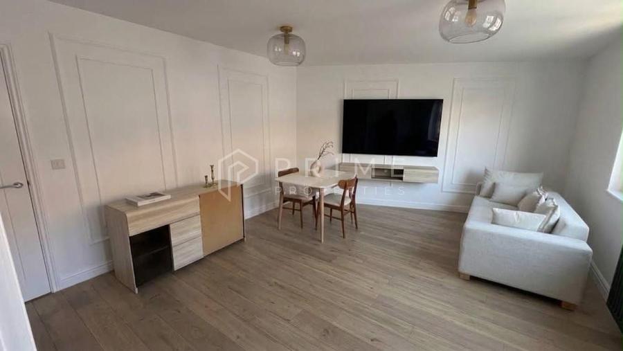 Apartament 2 camere si 2 bai Deosebit , Complet Renovat-zona Centrala - 1