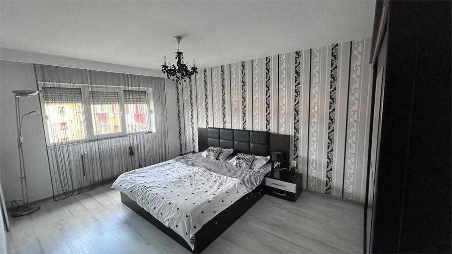 NOU PE PIATA -LOCATIE EXCELENTA- DECOMANDAT - 3 DORMITOARE - 5