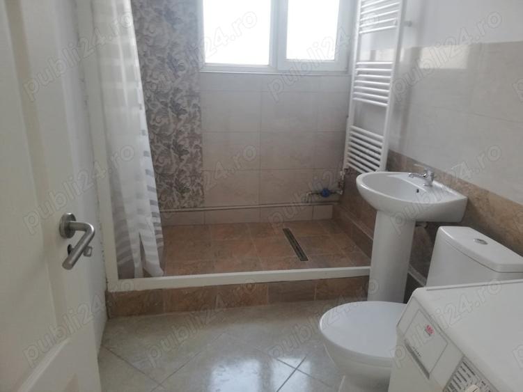 Spațiu comercial, de 83 mp, în Central