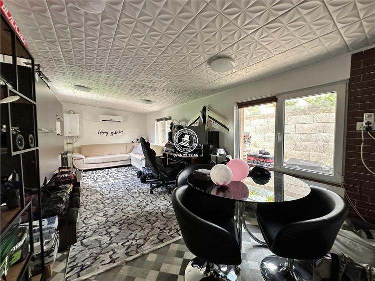 Casă cu 3 camere decomandat cu Teren 1318 Mp în Holboca