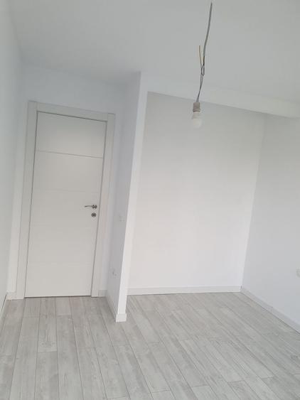 Apartament cu 2 camere decomandat în Berceni