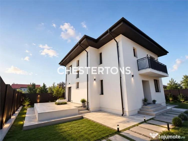 Casă cu 4 camere cu Teren 438 Mp în Crevedia