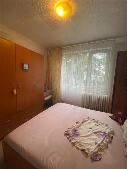 Apartament cu 3 camere semidecomandat, mobilat în Berceni