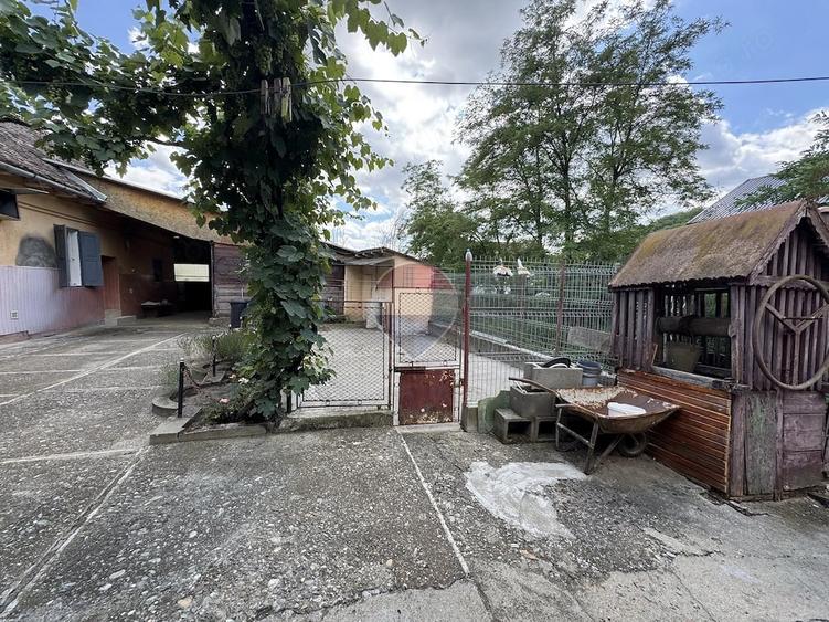 Casă cu 2 camere cu Teren 738 Mp în Șmig