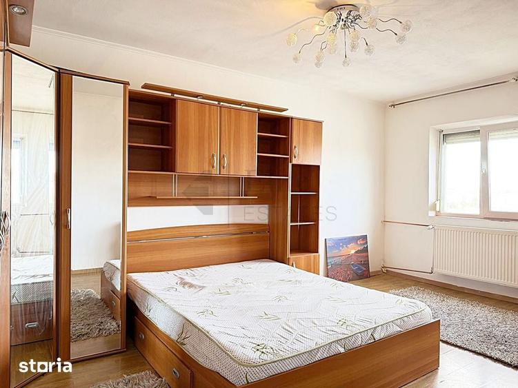 Apartament cu 3 camere decomandat în Nufărul