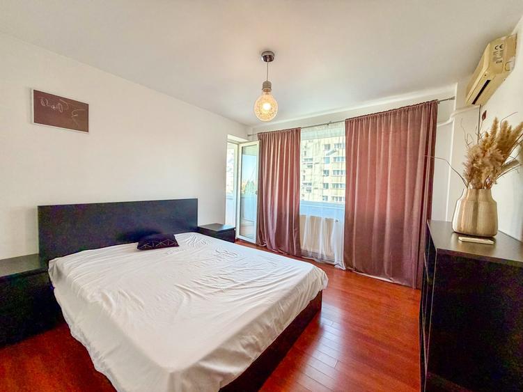 Apartament cu 3 camere semidecomandat, mobilat în Dristor